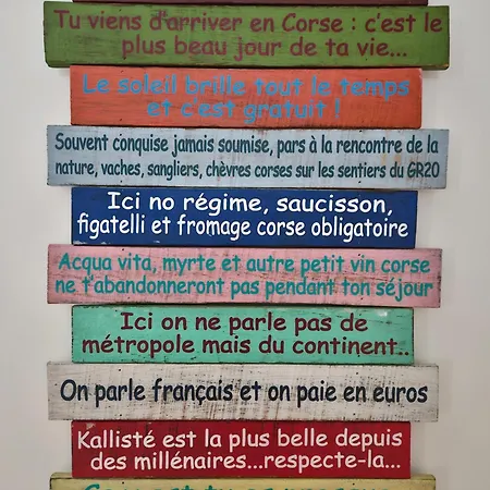 Chez Vicky, Superbe Avec Parking Prive Piscine Et Vue Exceptionnelle * Ajaccio (Corsica)