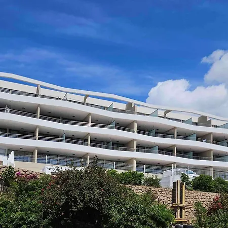 Apartamento Chez Vicky, Superbe Avec Parking Privé Piscine Et Vue Exceptionnelle Ajaccio (Corsica)