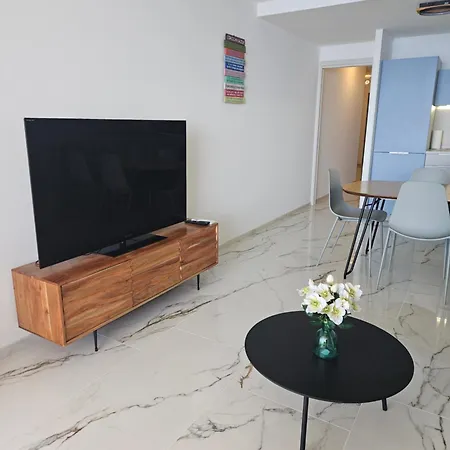 Chez Vicky, Superbe Avec Parking Privé Piscine Et Vue Exceptionnelle Apartamento *