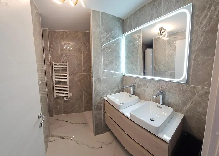 Chez Vicky, Superbe Avec Parking Prive Piscine Et Vue Exceptionnelle * Аяччо